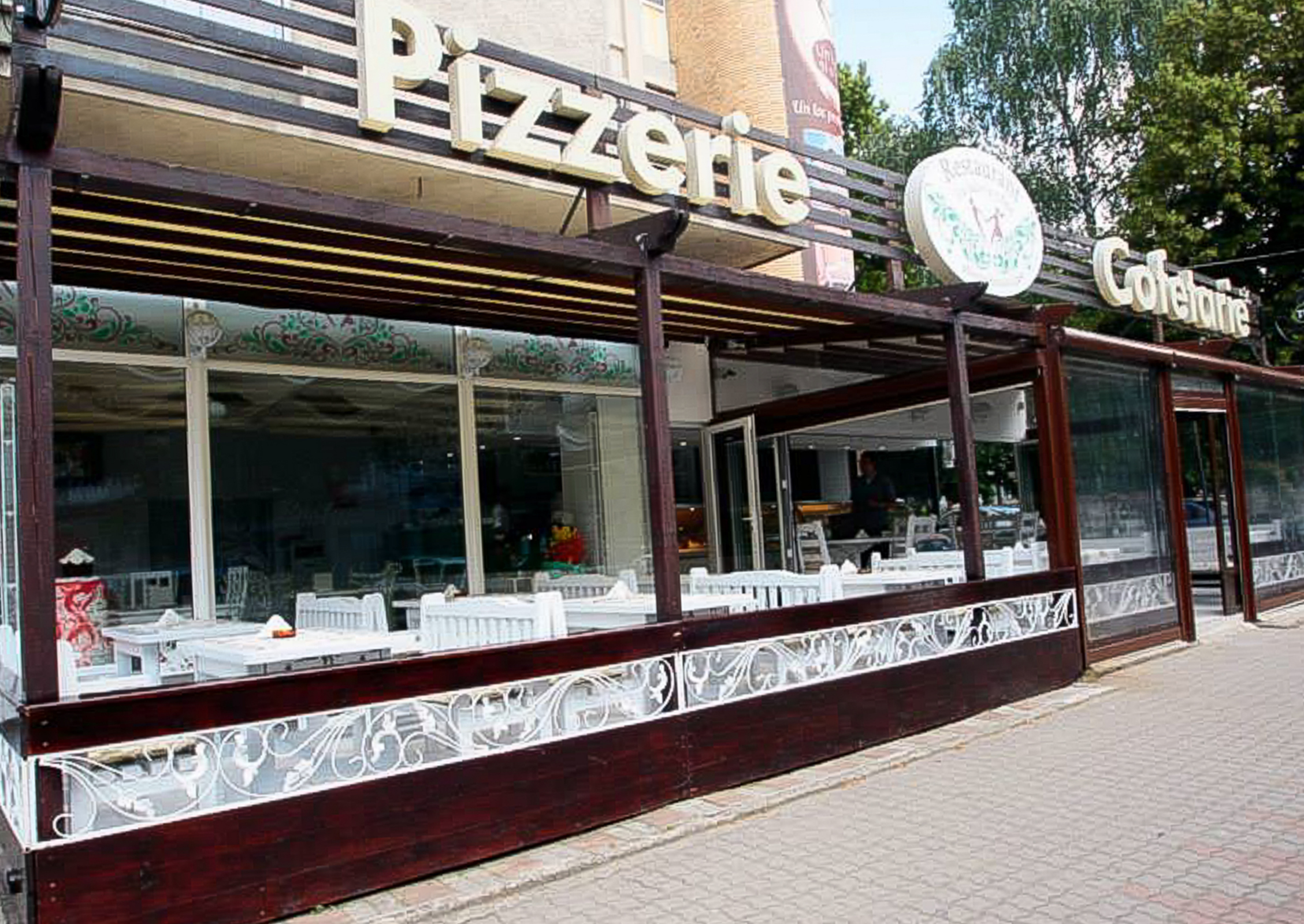 O nouă locaţie modernă marca ,,Un Băiat şi o Fată”