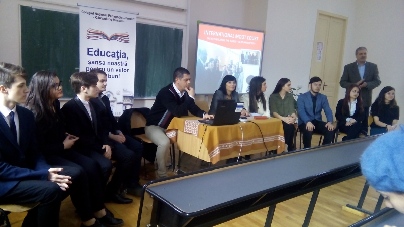 „Participanții la International Moot Court sunt semințele, speranța omenirii ca să putem trăi într-o generație în care legea forței se înlocuiește cu puterea de lege!”