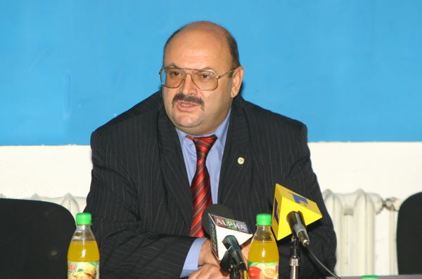 ION MÂNZÂNĂ – FELICITARE 8 MARTIE PENTRU MUSCELENCE ȘI ARGEȘENCE
