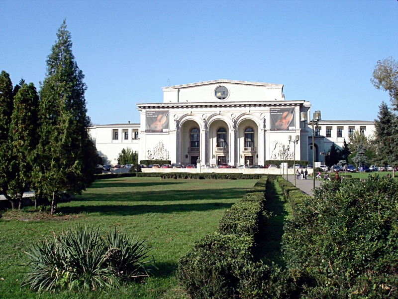 Directori de la Opera Română trimişi în judecată de procurorii DNA!