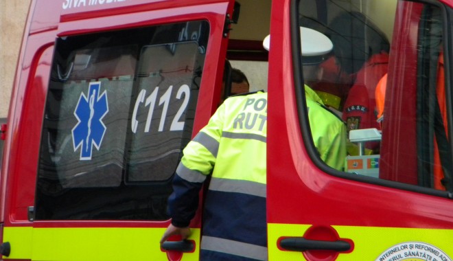 Accident mortal! Izbit violent în timp ce se deplasa pe partea carosabilă
