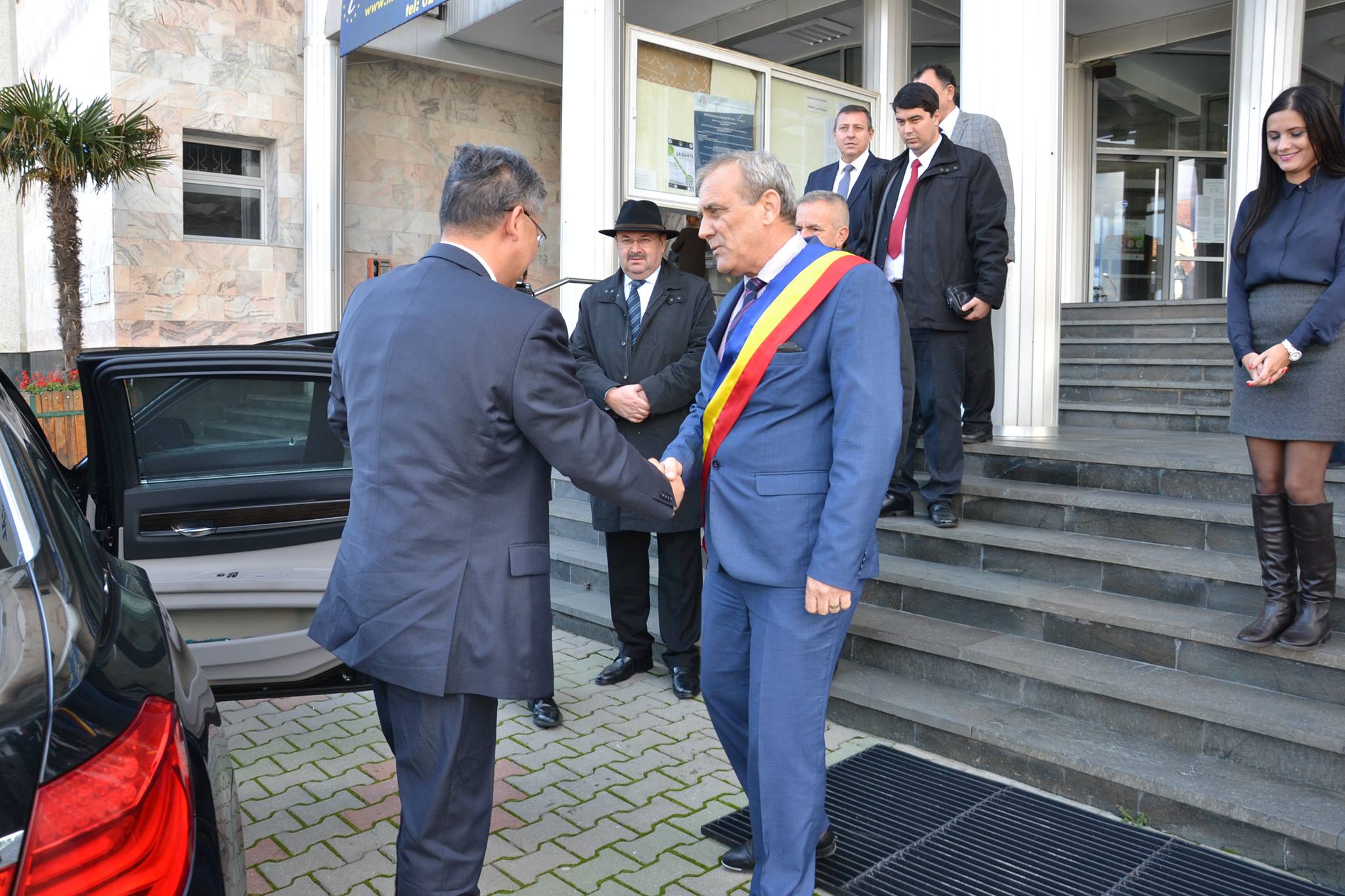 Ambasadorul Republicii Populare Chineze în România alături de primarul Ion Georgescu, au vizitat oraşul Mioveni!