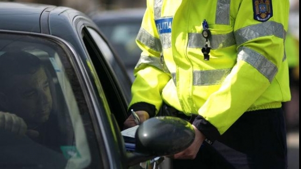 11 permise suspendate de poliţiştii argeşeni!