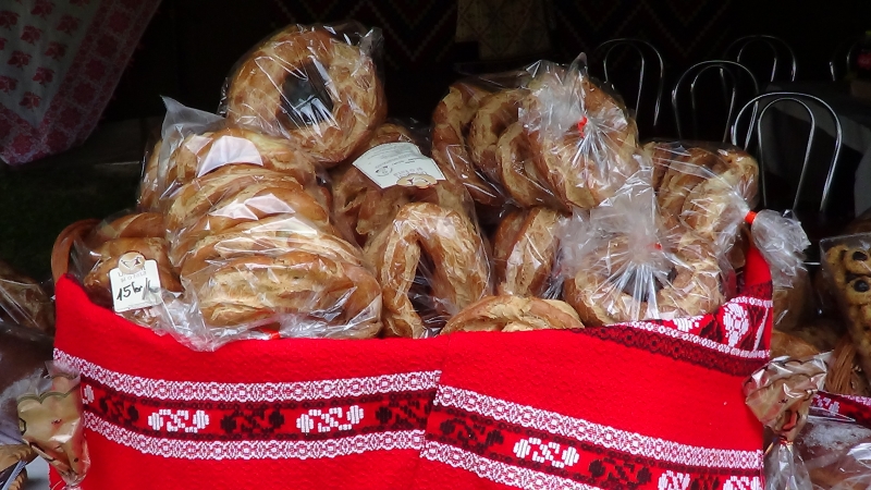 Festivalul covrigilor cu ou: un produs muscelean care a ajuns să fie consumat zilnic