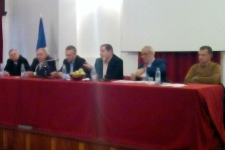 CRISTIAN DIACONESCU: Am o meserie, predau Drept Internațional, în SUA!