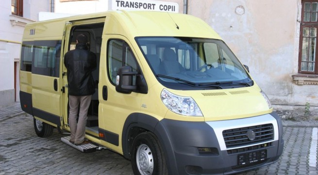 Se caută șofer pentru microbuz școlar! Vezi unde!