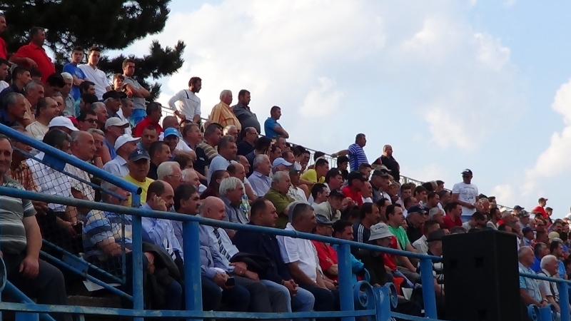 Trofeul care se acordă Festivalului de Film cu tematică religioasă, de la Curtea de Argeş este realizat de SCM Argcoms