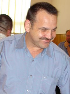 Vicepremierul Liviu Dragnea restituie Cantina ARO – Câmpulungului
