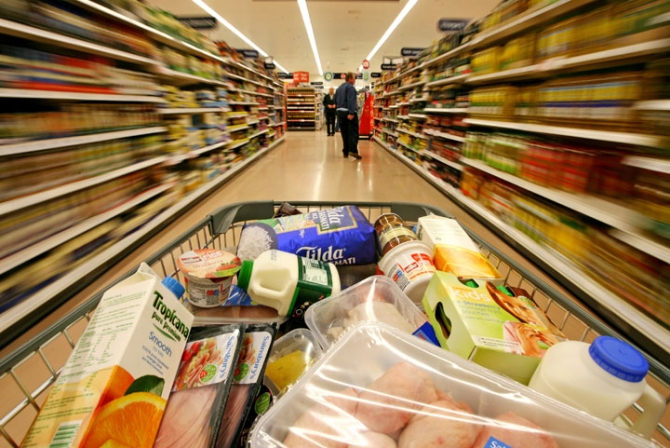 Se lucrează la OUG prin care se reduce TVA-ul de la 9% la 5%