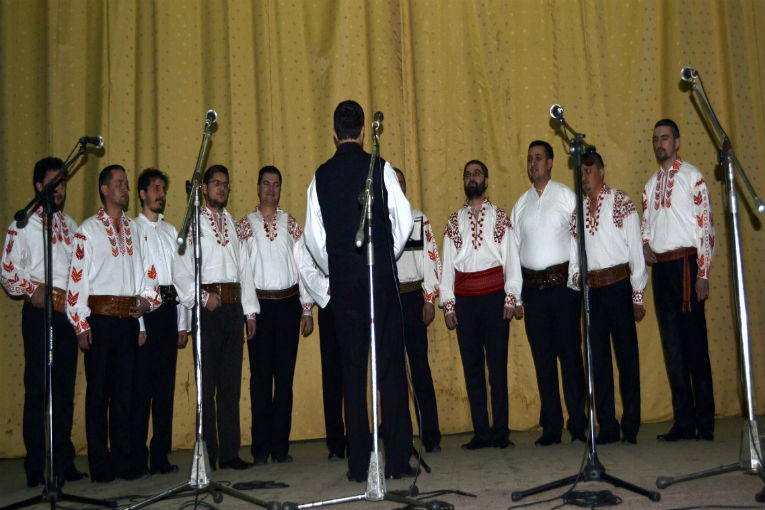 Concert de Colinde, Datini şi Obiceiuri de Crăciun şi Anul Nou! Intrarea liberă!