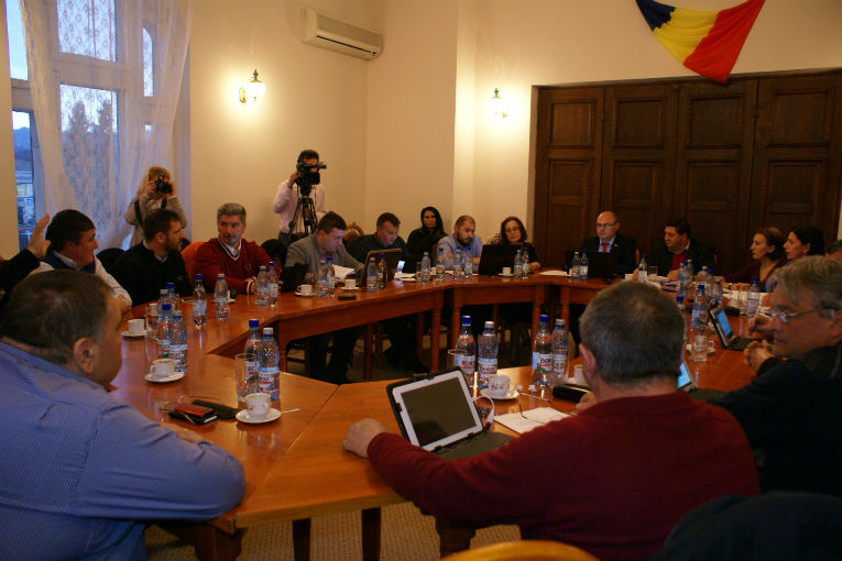 Şedinţă ordinară! 16 puncte pe ordinea de zi…