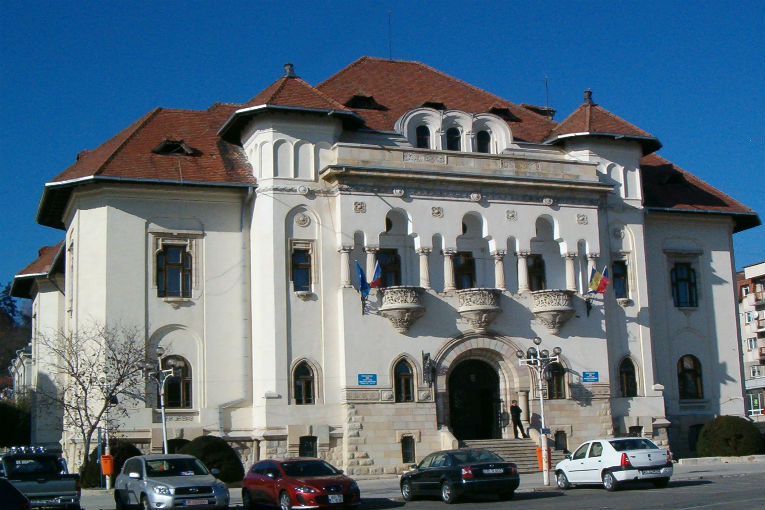 31 august: Şedinţă ordinară la Câmpulung! 13 puncte pe ordinea de zi