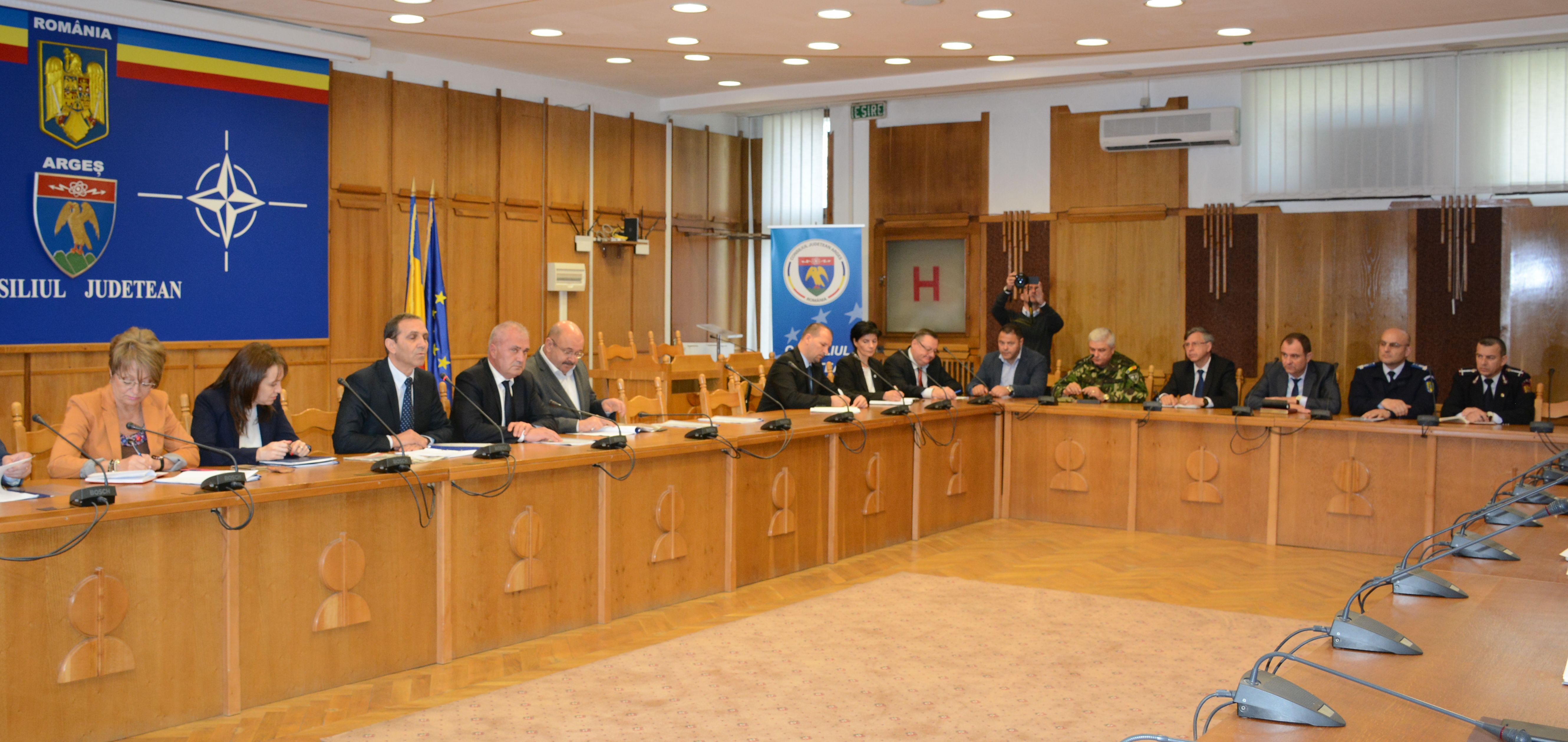 Directorii de Case de Cultură şi Cămine Culturale chemaţi la CJ Argeş!