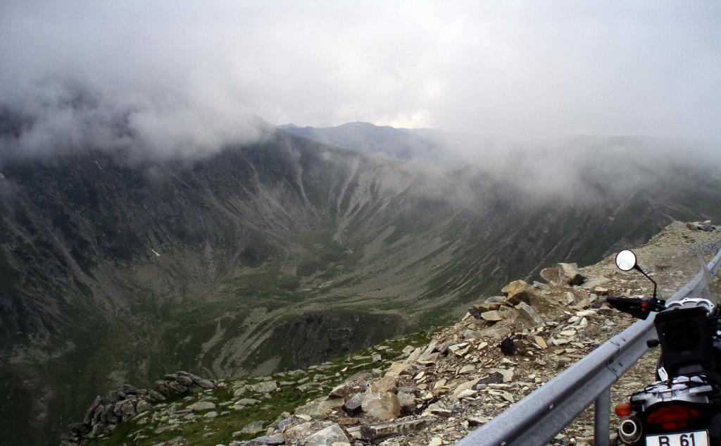 WEEKEND: Trafic rutier ÎNCHIS pe Transfăgărășan