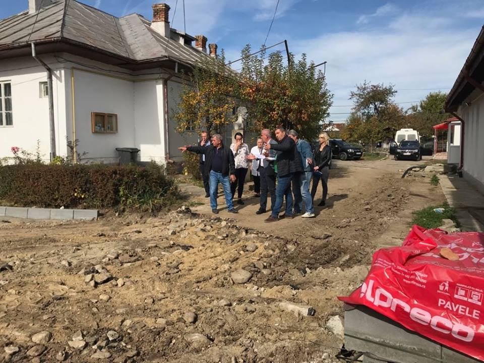 Unitatea medico-socială din Domneşti se reabilitează prin interior şi exterior