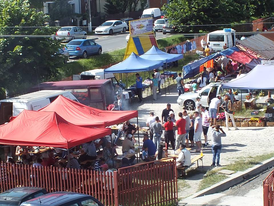 Iată unde se pot mânca cei mai buni mici din Argeş