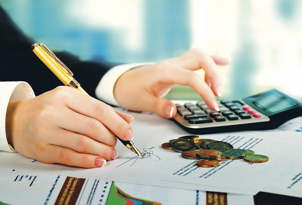 Concluzia Curţii de Conturi: Sunt taxe şi impozite, dar nu se încasează!