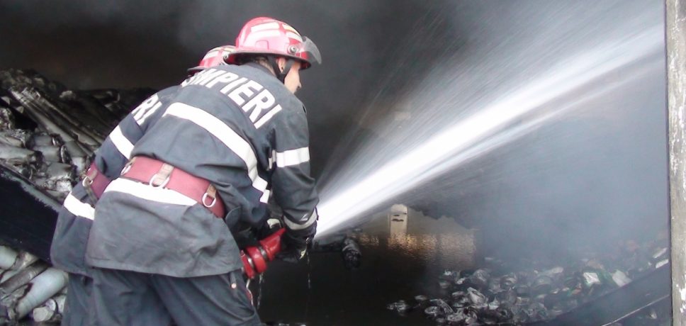 Incendiu la şcoala din Mioarele!