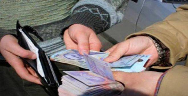 Prins în flagrant în timp ce încerca să mituiască un polițist