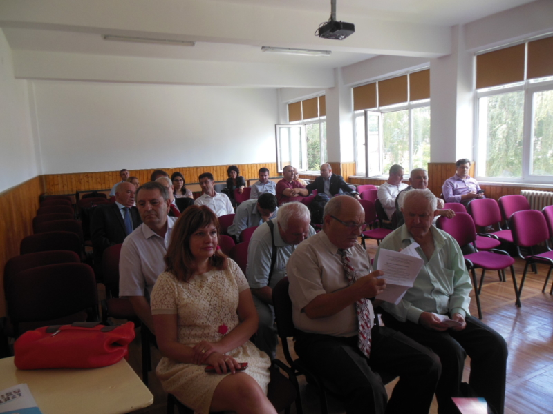 Renumiți profesori de istorie și cercetători științifici s-au întâlnit la Câmpulung!