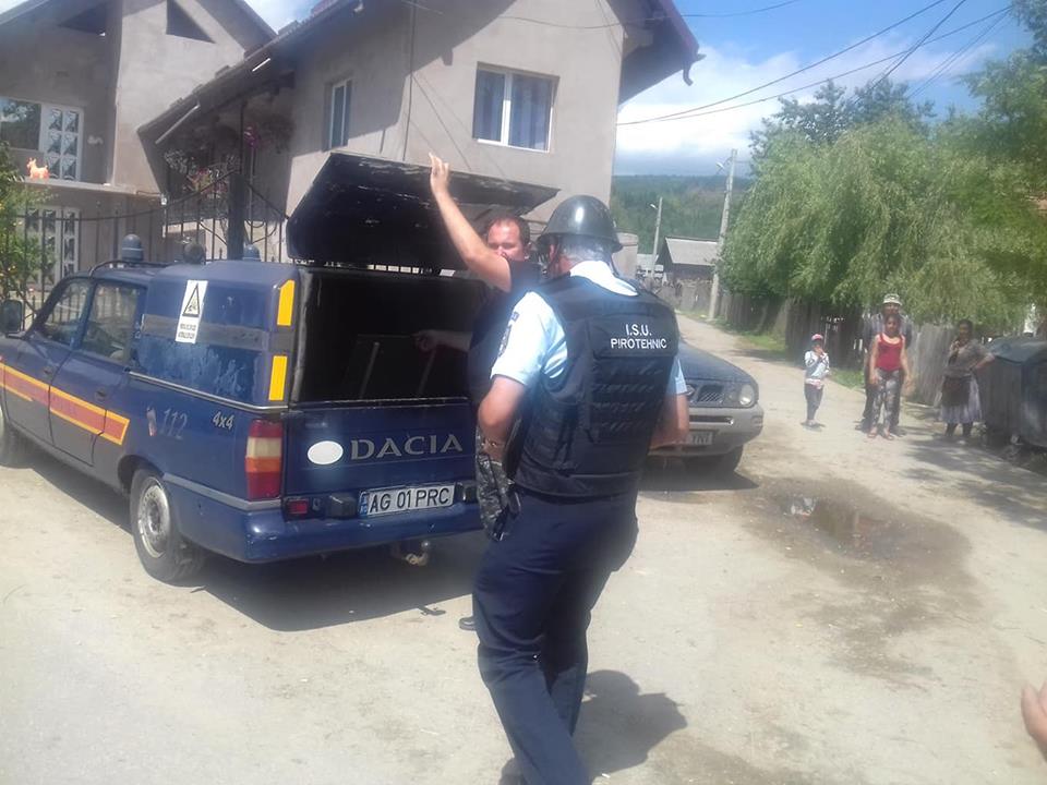 Au spălat un proiectil în gârlă după care niște copii s-au jucat cu el!