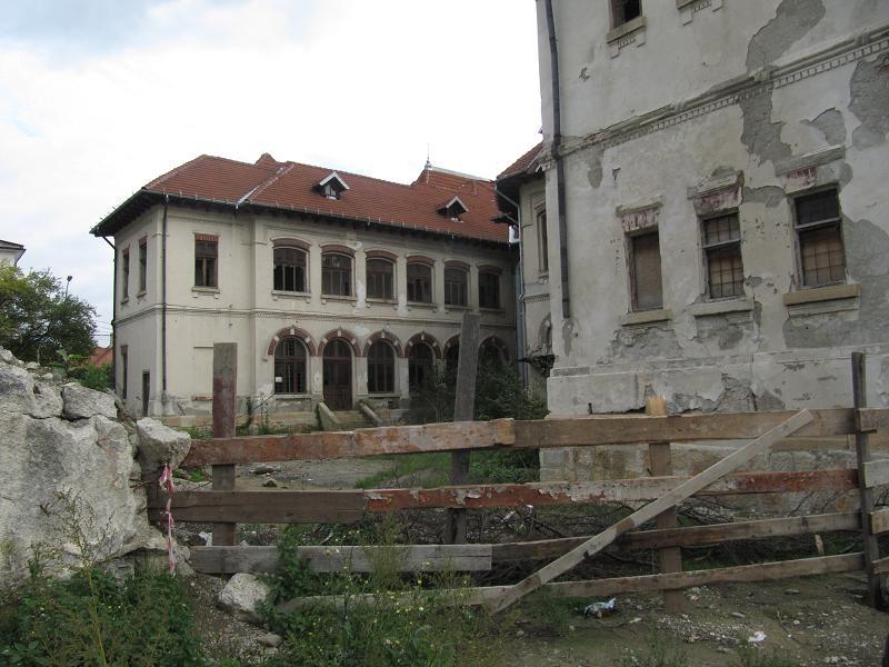 Incendiu la Casa de Cultură Tudor Mușatescu din Câmpulung!
