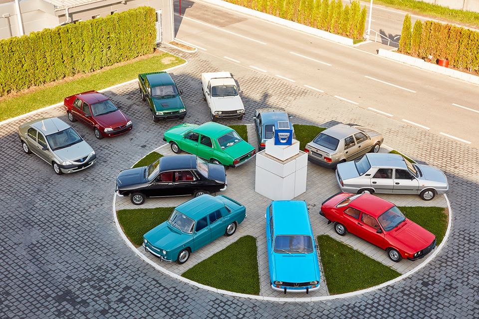 La mulți ani, DACIA! Imagini de colecție