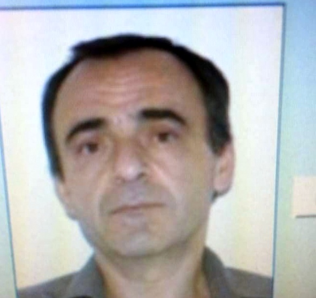 Acest bărbat a plecat de acasă! Este de negăsit!