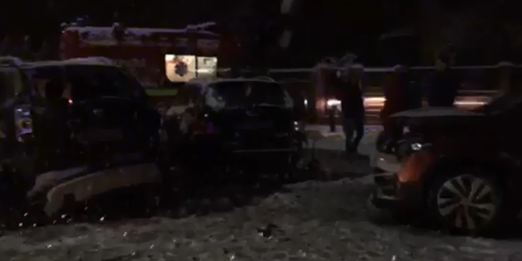 Trei autoturisme avariate şi o victimă la Bascov!
