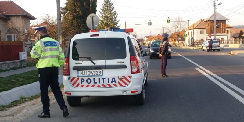Peste 800 de sancţiuni aplicate de poliţiştii argeşeni!