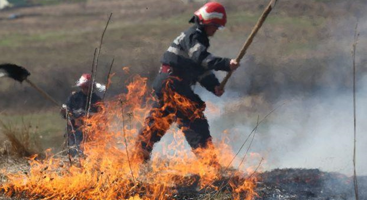 În 3 zile s-au înregistrat 15 incendii de vegetație!