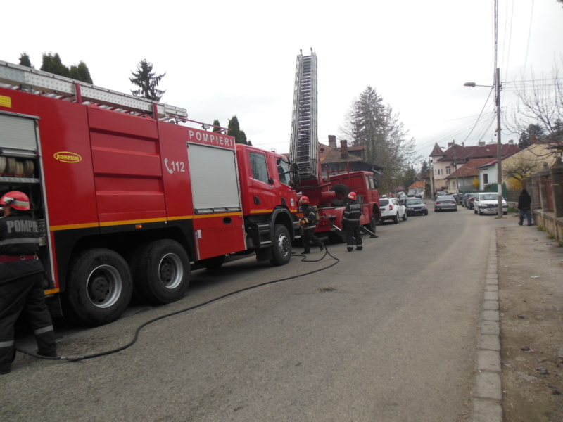 VIDEO: Pompierii au acționat în forță la spitalul TBC