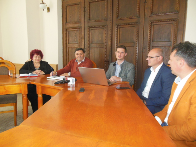 Taxa pentru locurile de parcare, prin sms, aplicație sau bilet la parcometru?
