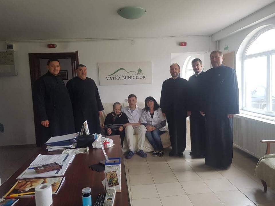 Bătrâneți binecuvântate la Căminul Vatra Bunicilor din Câmpulung