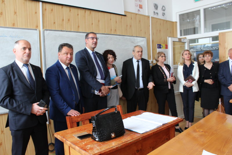 Dezvoltarea unei platforme a învățământului tehnic și profesional în sistem dual la Mioveni!