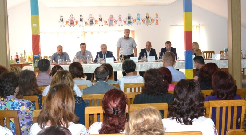 4 locuinţe protejate şi centru de zi la Ciofrângeni