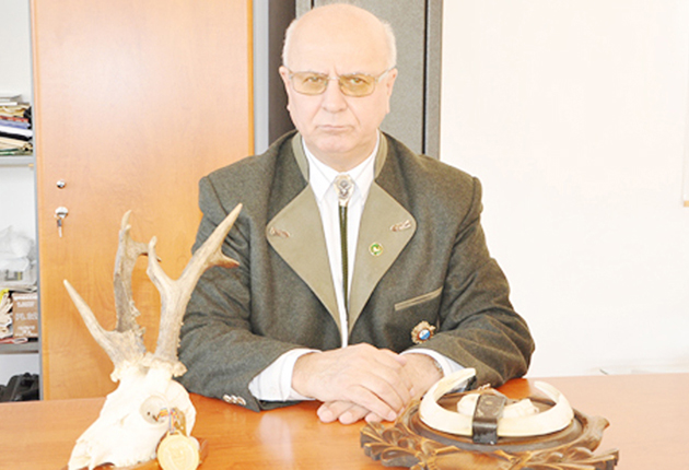 Constantin Istrătescu a dat de necaz: îşi pierde funcţia și…