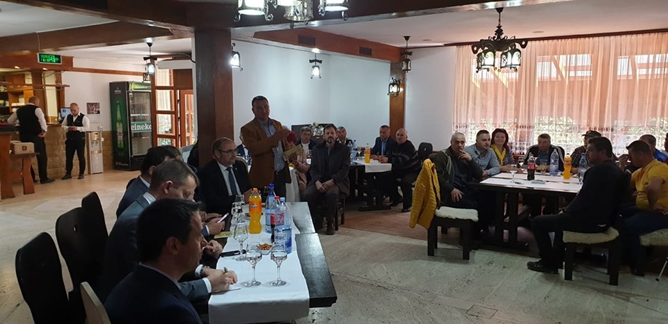 Liberalii le-au dat întâlnire fermierilor din Muscel