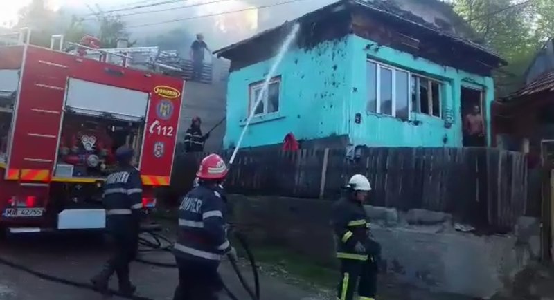Beau, se bat şi la final, dau foc la casă…