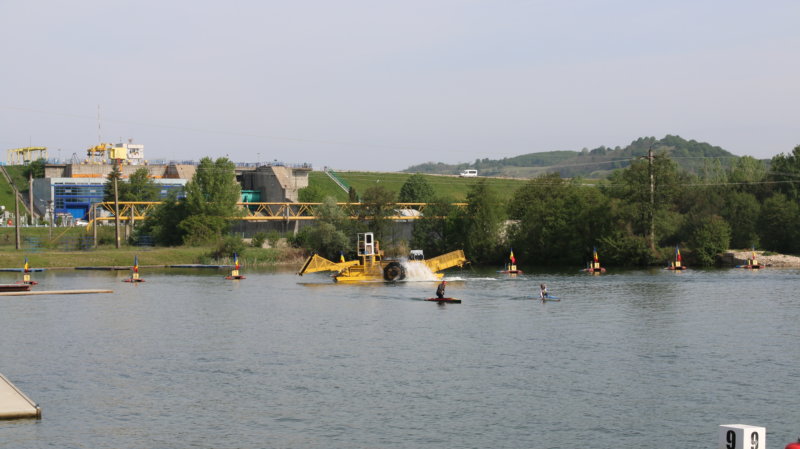 Lucrări pe lacul Bascov pentru Campionatele Mondiale de Kaiac-Canoe Sprint Juniori şi Tineret U23!