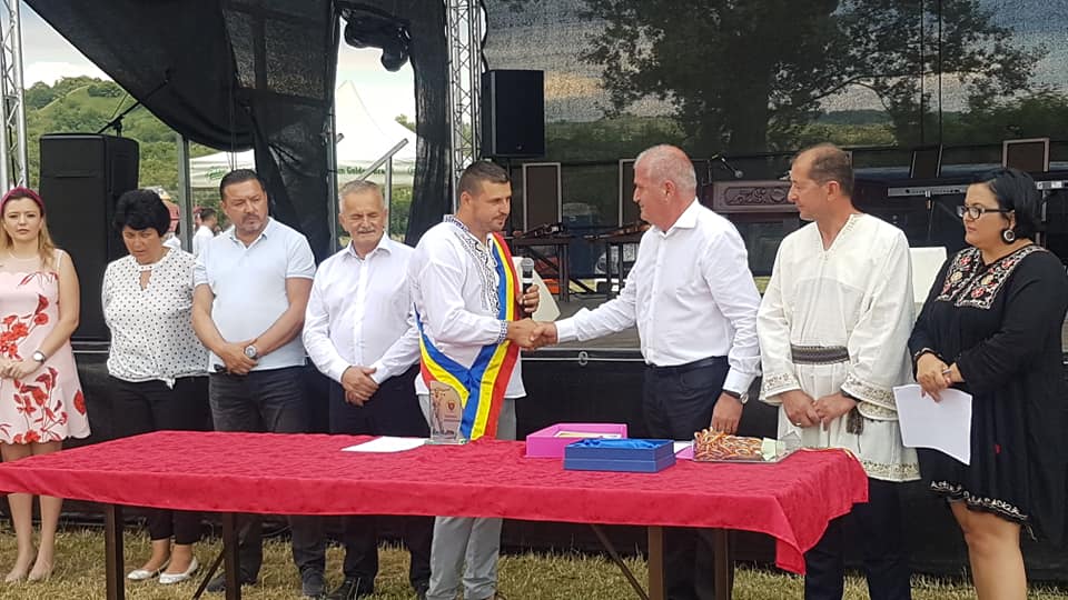 Trofeul Argeșului a ajuns și la primarul din Berevoești