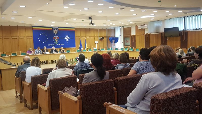 Întâlnire de lucru a reprezentanților D.G.A.S.P.C. Argeș cu reprezentanții primăriilor din județ
