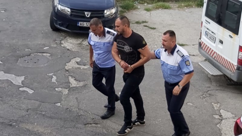 Control judiciar pentru botoşăneanul implicat în scandal la Câmpulung!