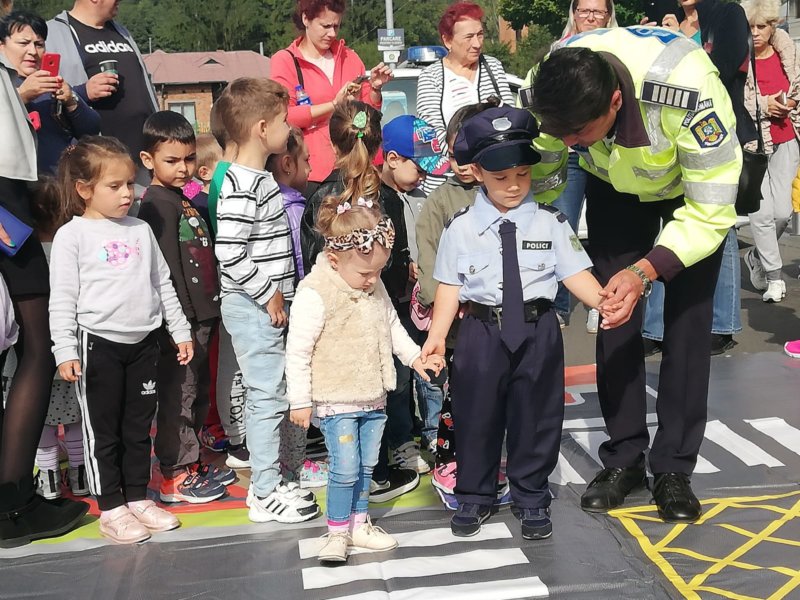 Curs de siguranță rutieră în parcarea Lidl