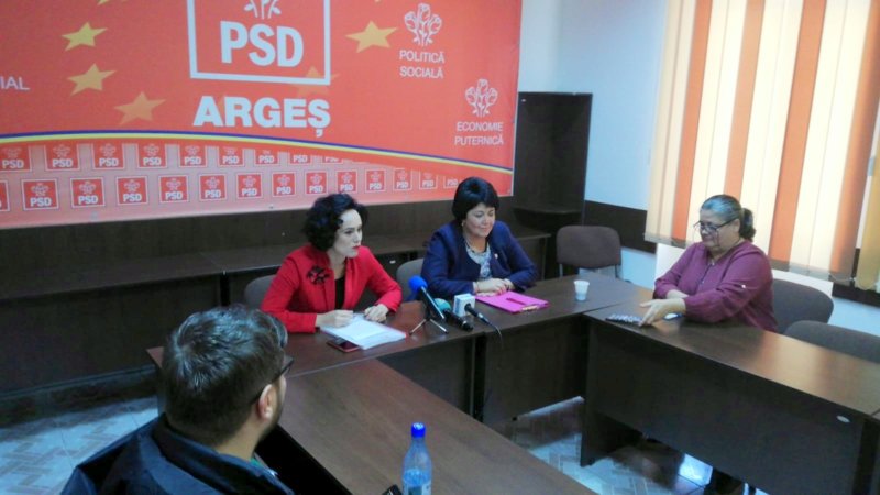 Dacă liderii PSD stau pitiți, Simona și Cristina au salvat turma! VIDEO
