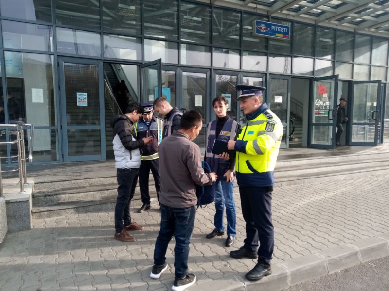 POLIȚIȘTII ARGEȘENI PARTICIPĂ LA RAIL ACTION DAY