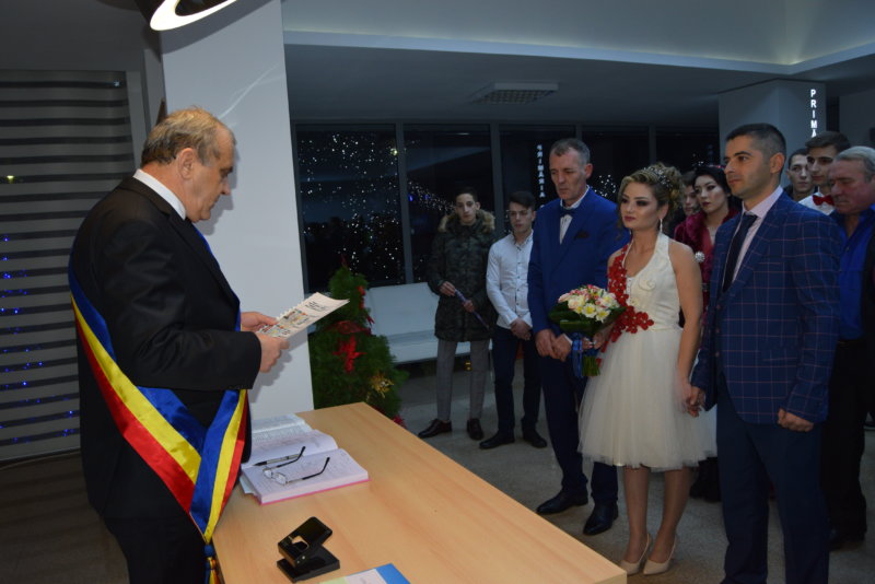 MIOVENI: Vor spune „DA” în ultima zi din an!
