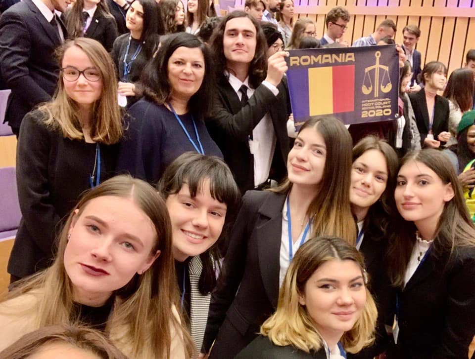 Elevi de la Carol I participă la cea de-a 5 ediție a concursului international Moot Court!