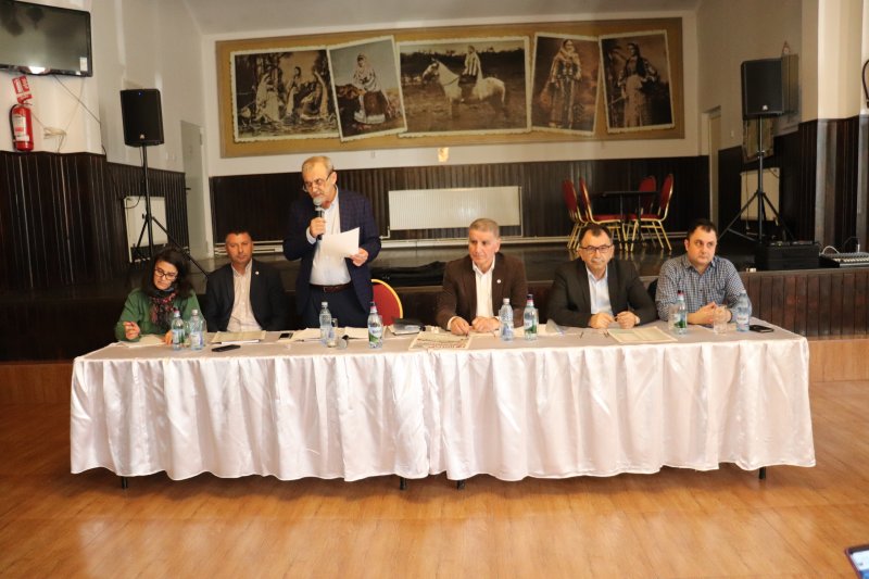Bugetul de la Mioveni dezbătut la Racoviţa!