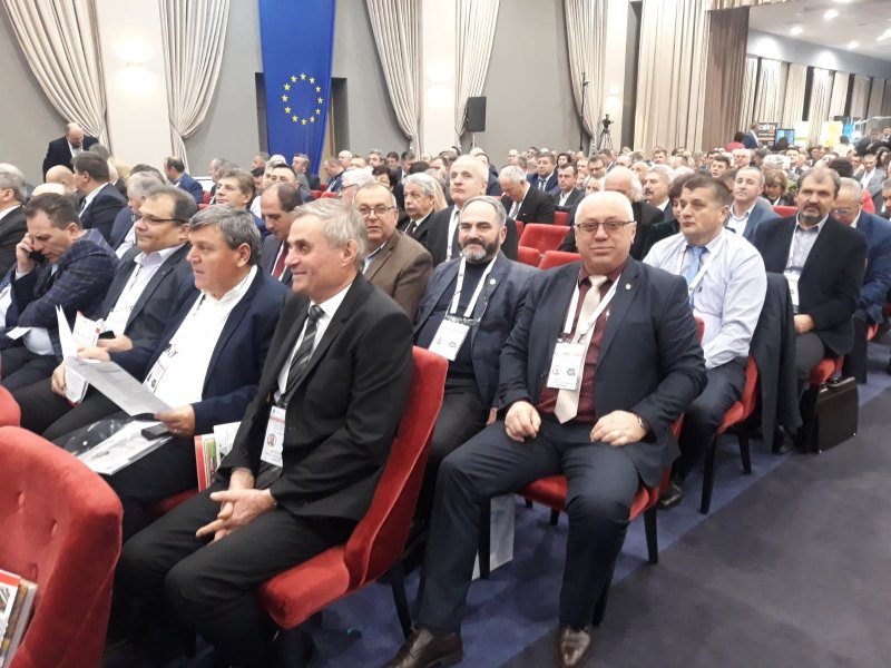 VIDEO: Primarul Marian Toader a participat la adunarea generală a Asociaţiei Comunelor din România